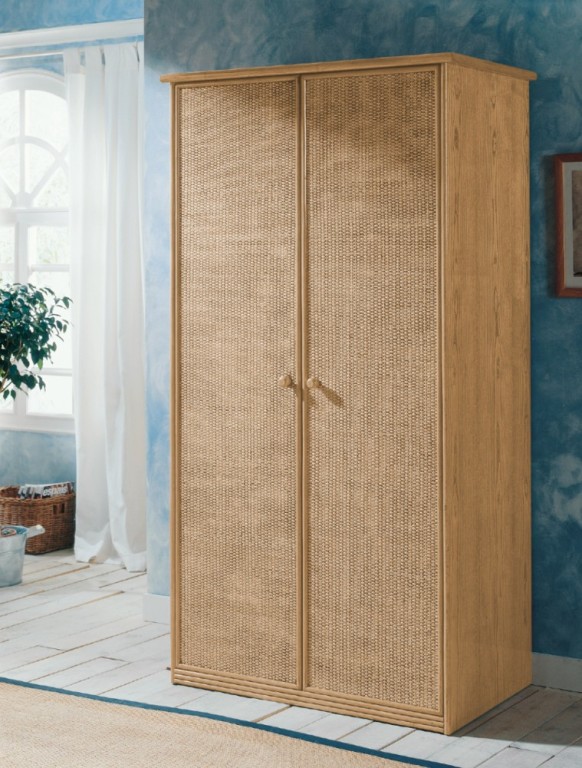 Armoire Penderie En Rotin Naturel Brin D Ouest