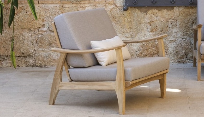 Fauteuil de salon de jardin haut de gamme en teck avec coussins