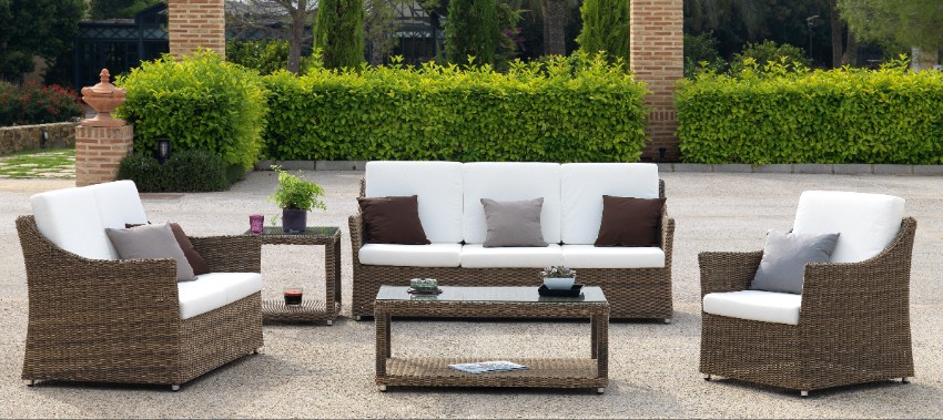 Ensemble de fauteuils canapé et table basse pour le jardin en rotin synthétique